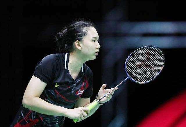 并与现场嘉 并与现场嘉