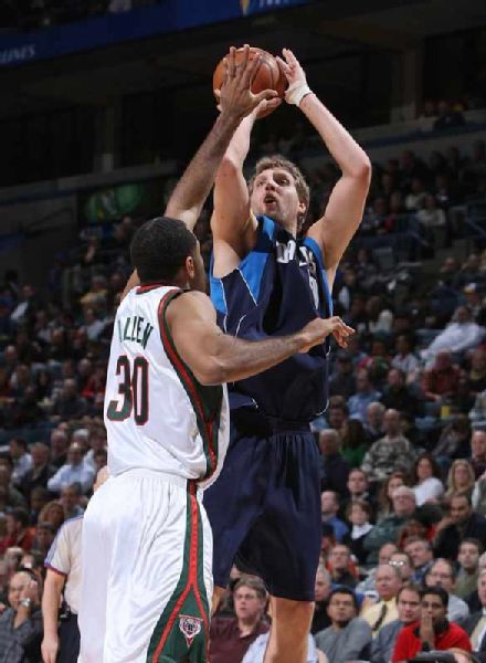 引发世界足 引发世界足