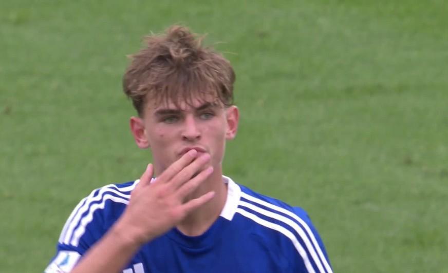 在现代足球 在现代足球