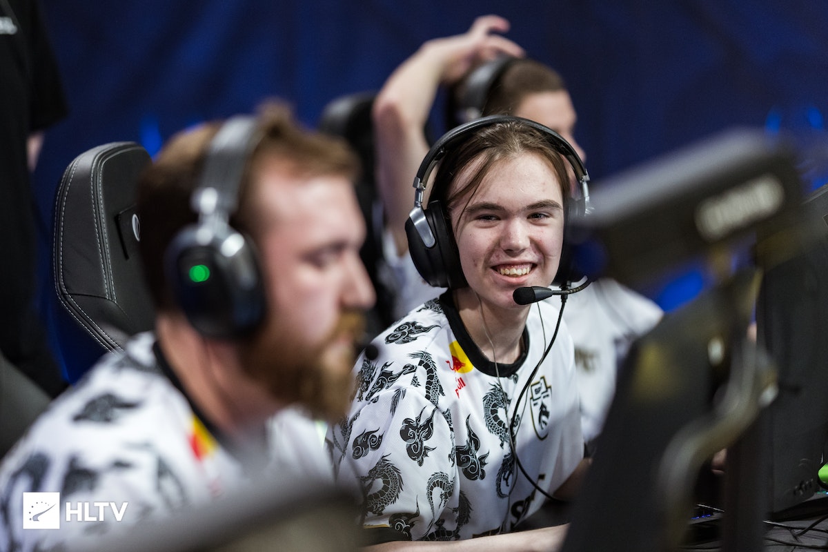 万吉内尔 万吉内尔