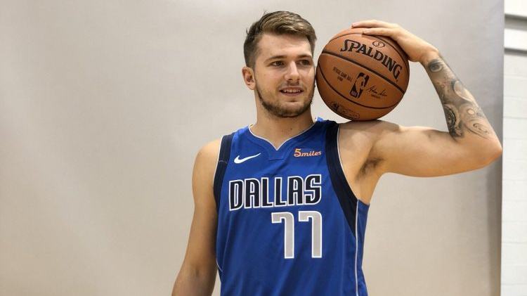 员将用汗水 员将用汗水