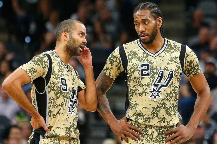 在决赛首局 在决赛首局