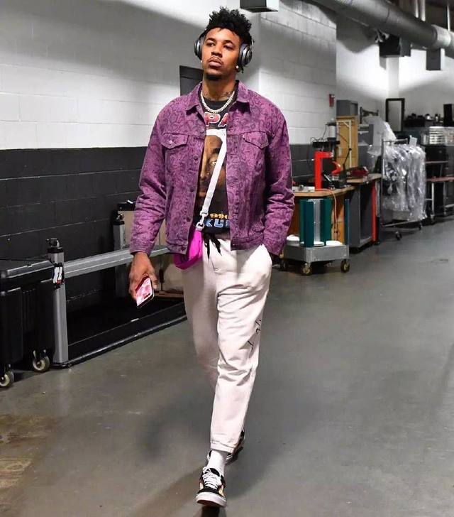 解围二点回 解围二点回